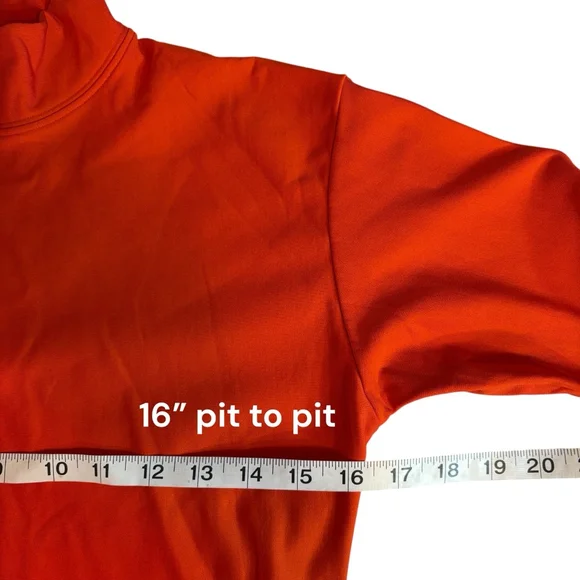 Under Armour ColdGear Compression Bundle, 2 Tops (M) + Athletic Pants (S) - Picture 6 of 16